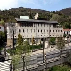 Balneario de Baños de Montemayor
