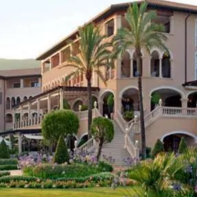 The St. Regis Mardavall Mallorca Resort